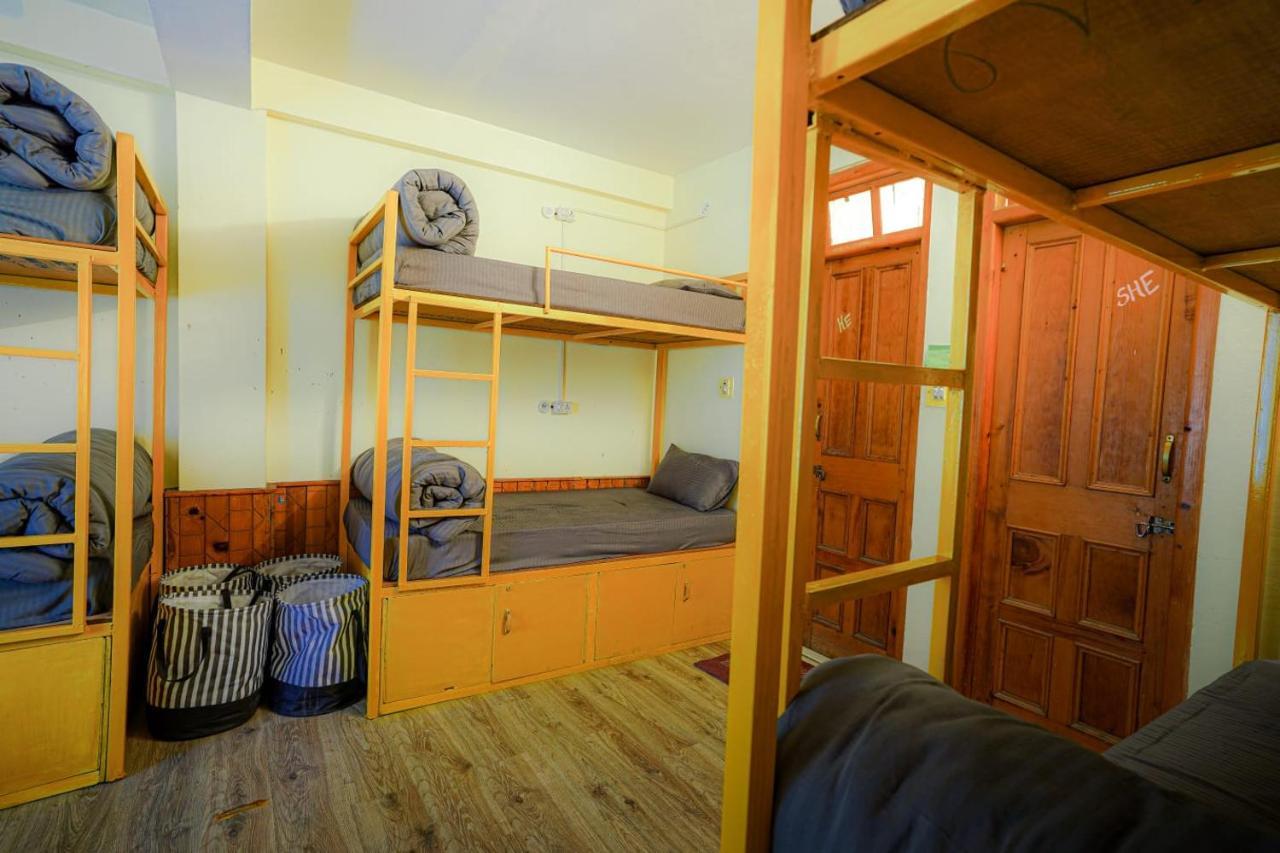 Mars Monkey Hostel & Cafe Manāli Dış mekan fotoğraf