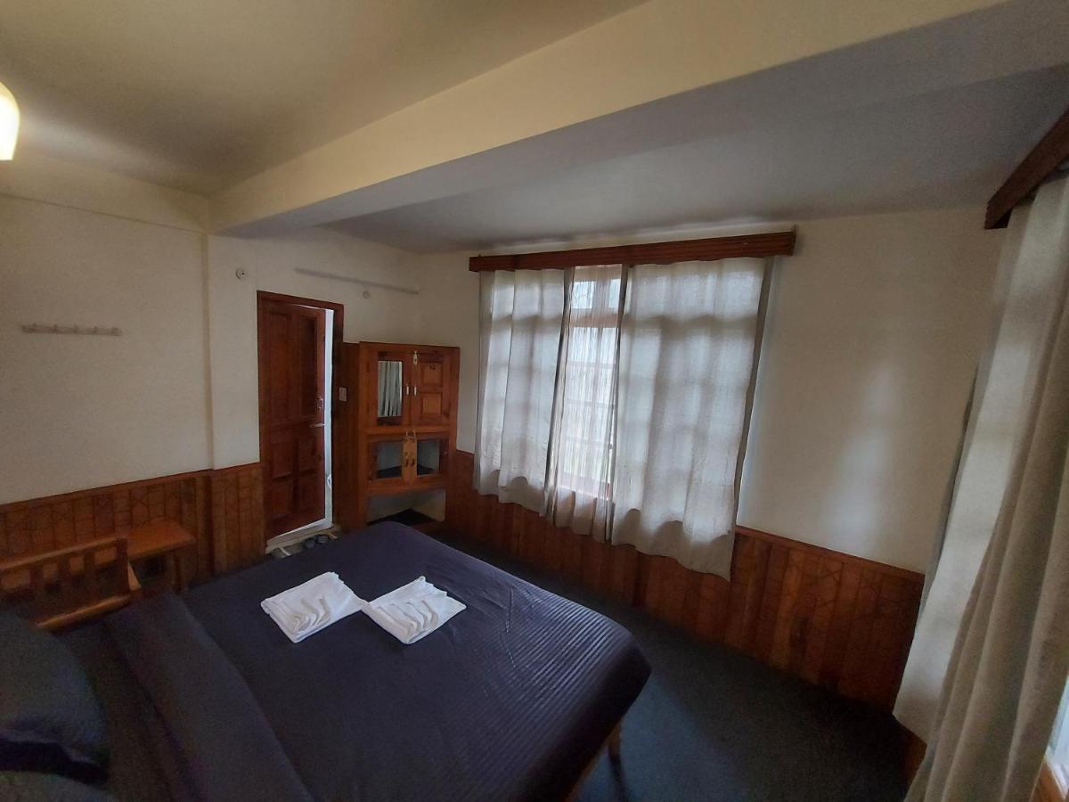 Mars Monkey Hostel & Cafe Manāli Dış mekan fotoğraf